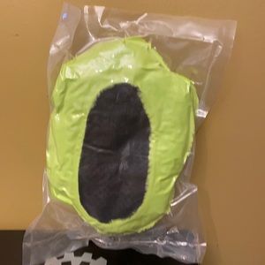 Cute light green bear slippers for toddlers